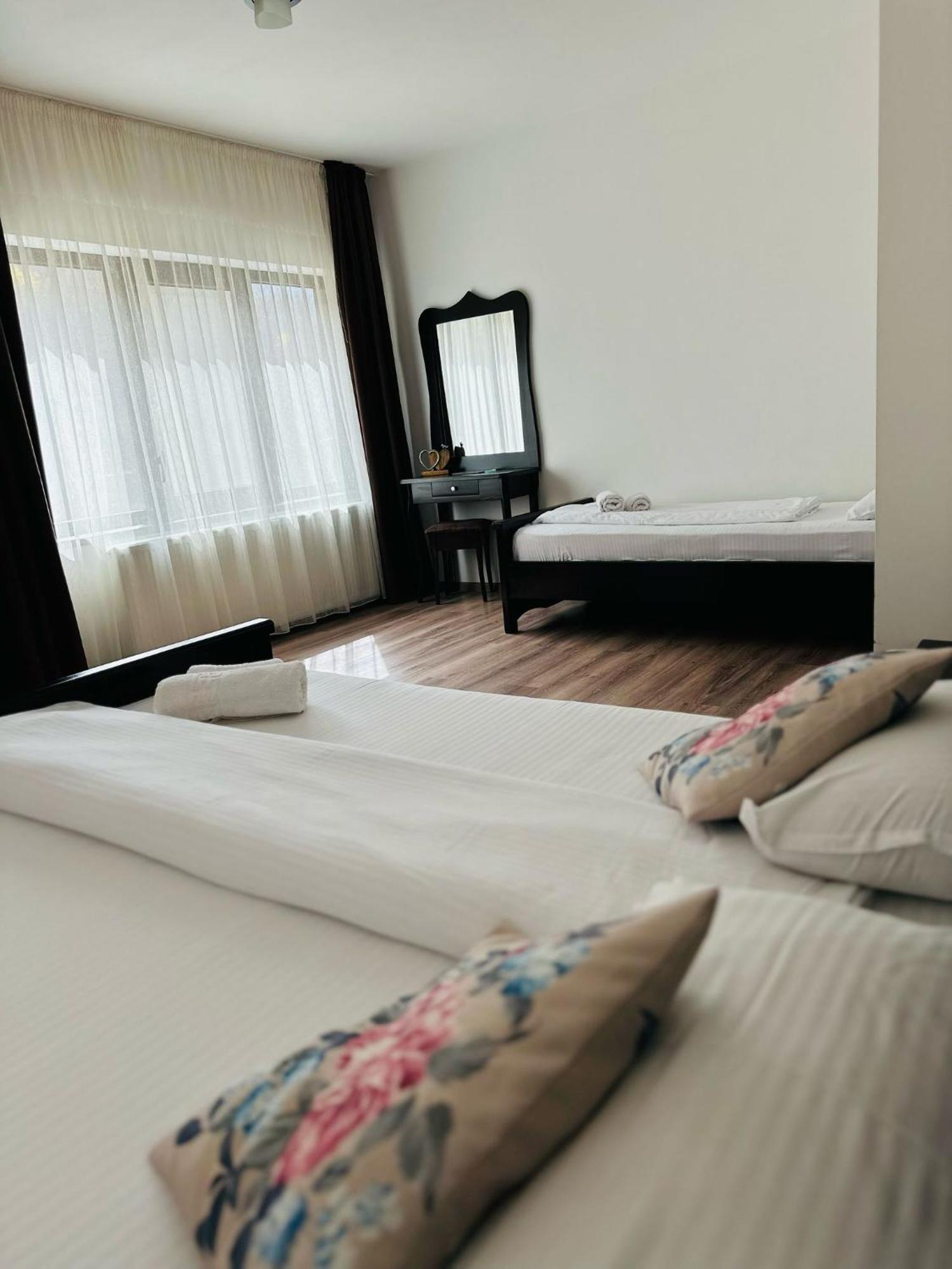 Готель Casa Valea Cernei Isverna Номер фото